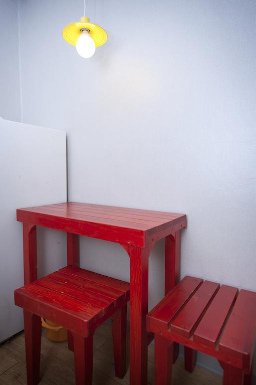 Shinchon Guest House โซล ภายนอก รูปภาพ